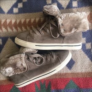 Mossimo Gray Fur Hightop Sneakers Sz 9.5